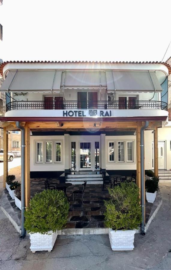 Hotel Rai Sarandë エクステリア 写真