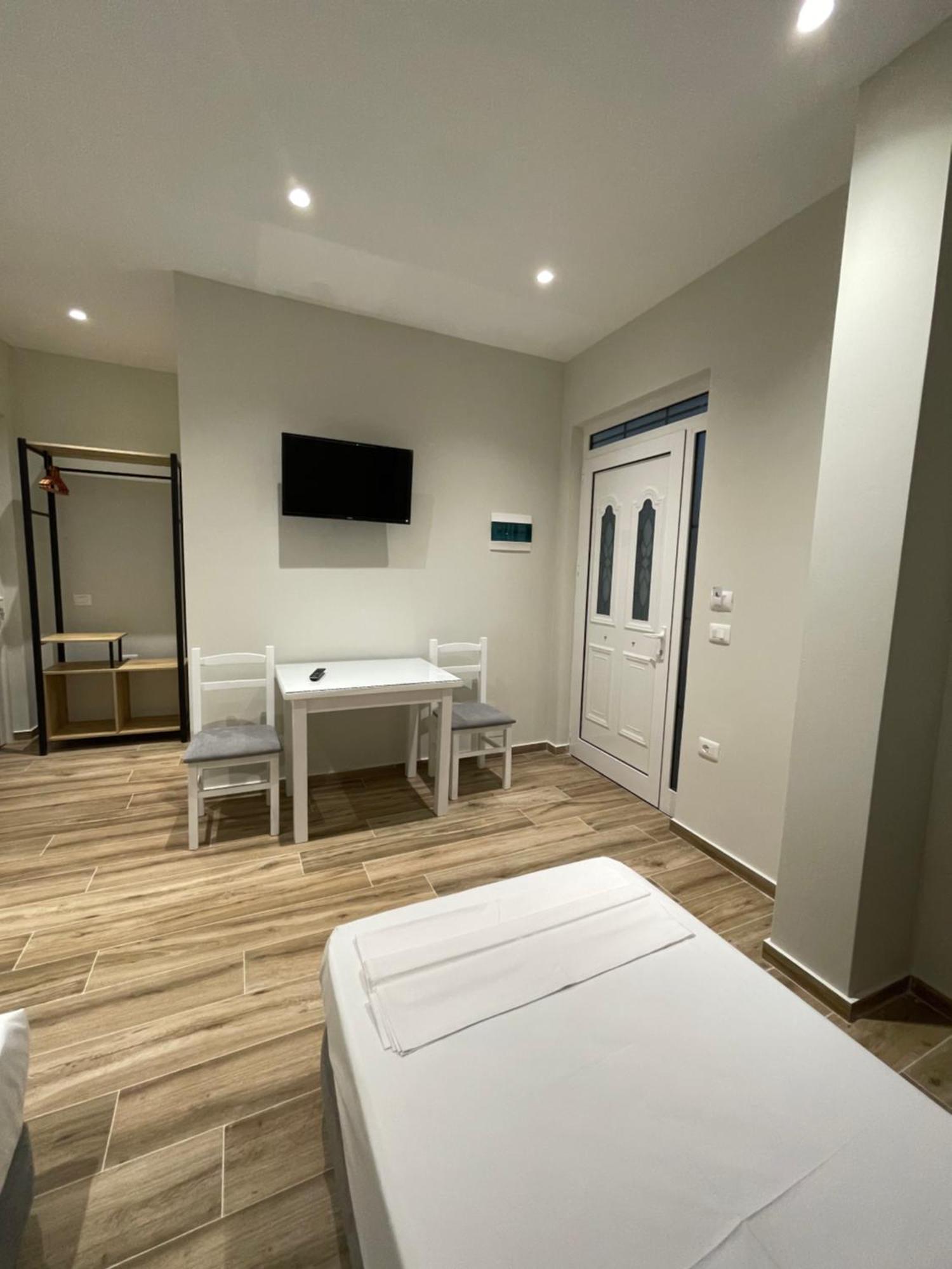 Hotel Rai Sarandë 部屋 写真
